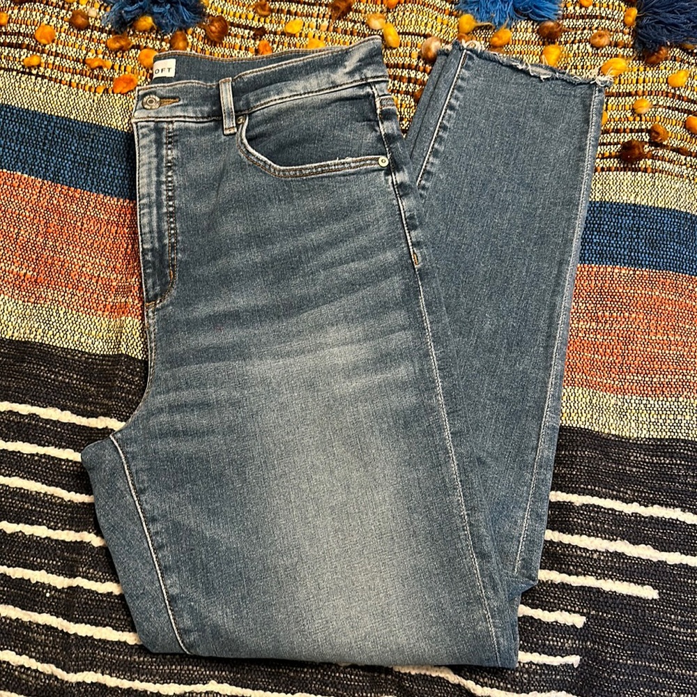 Loft The Skinny Jeans with Raw Hem Size 14